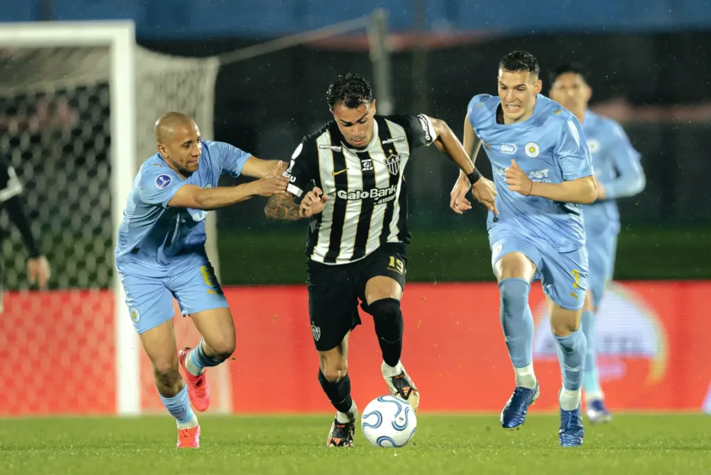 Atlético-MG perde no Uruguai, mas garante vaga na final da Copa Sul-Americana